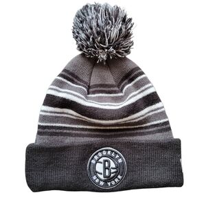 Brooklyn Nets Pom Pom Beanie - Black and Gray